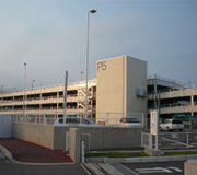 成田国際空港ビル駐車場