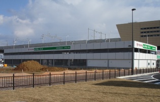 トヨタレンタリース青森新青森駅西口店 駐車場施工実績 雄健工業株式会社